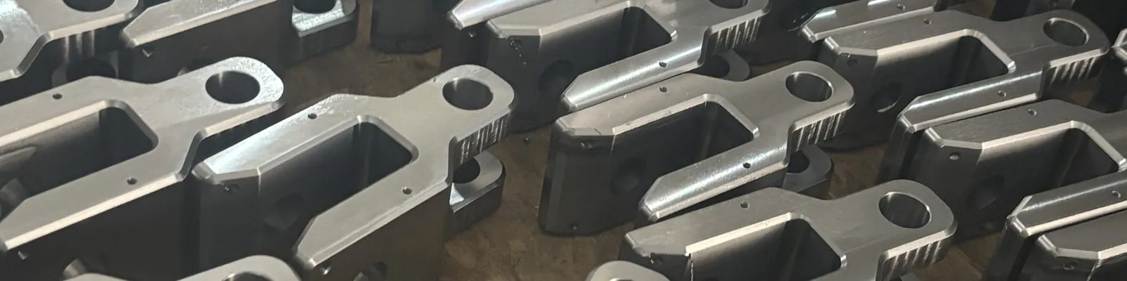 MOQ di lavorazione CNC: perché funziona diversamente dalla fusione