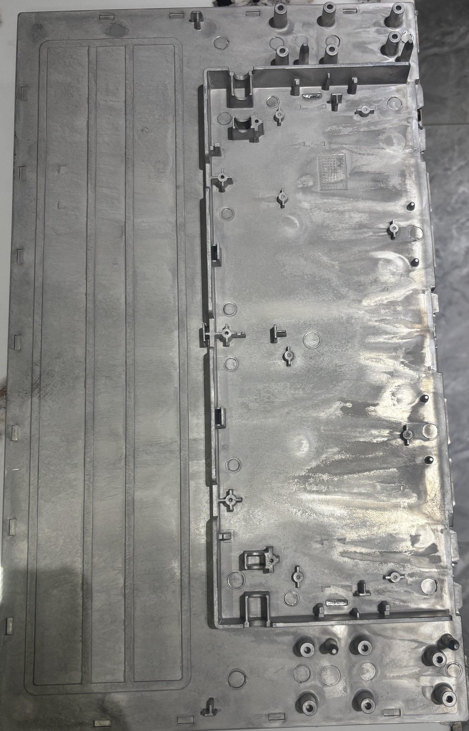 Magnesium die-cast structure